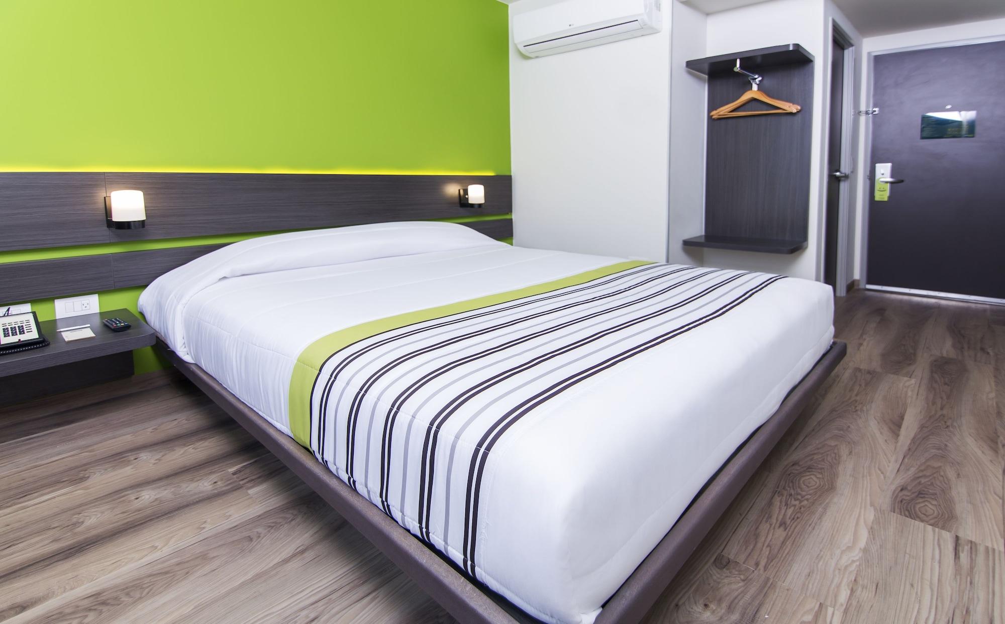 City Express Junior By Marriott Puebla Finsa Buitenkant foto