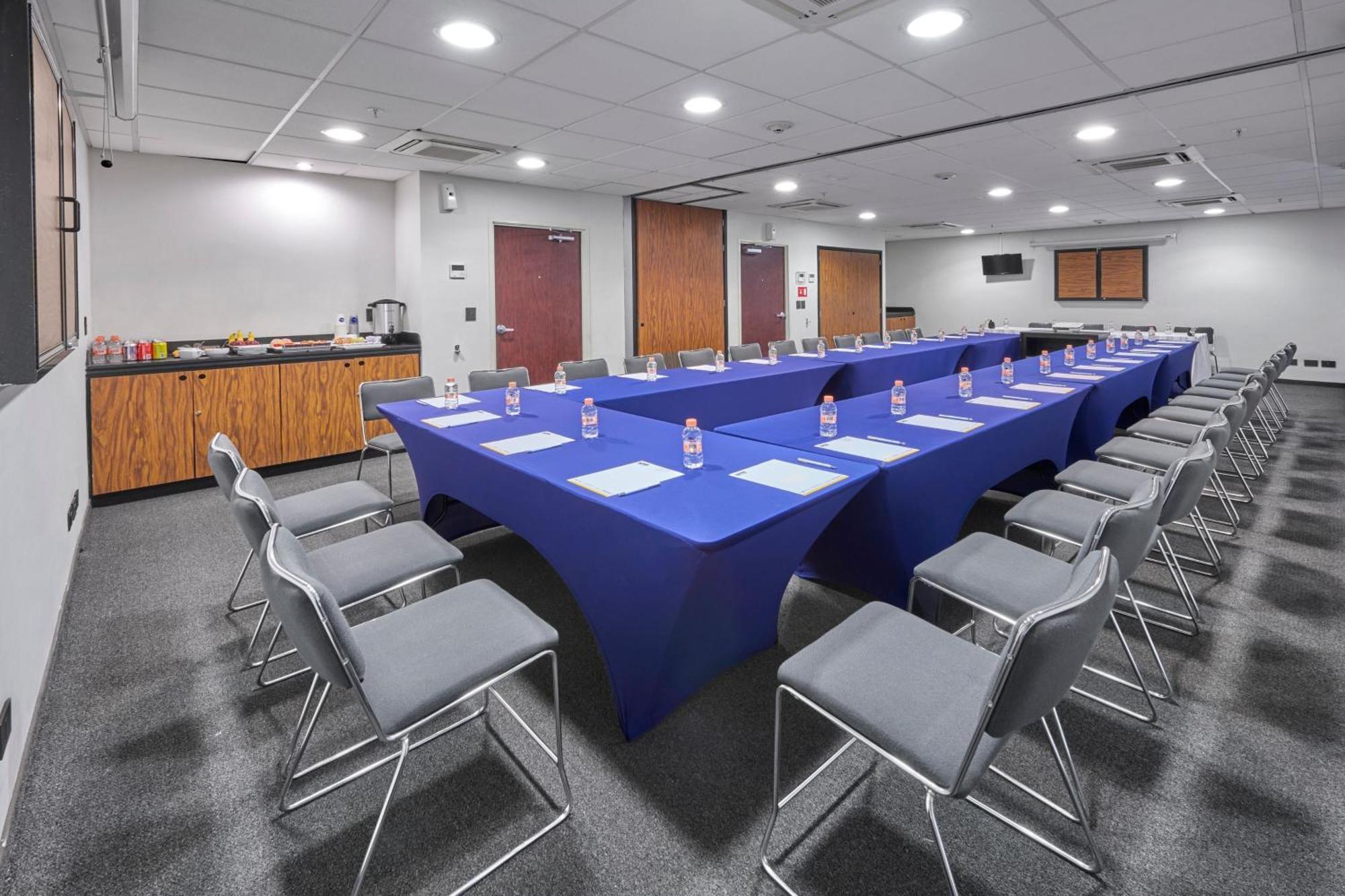 City Express Junior By Marriott Puebla Finsa Buitenkant foto