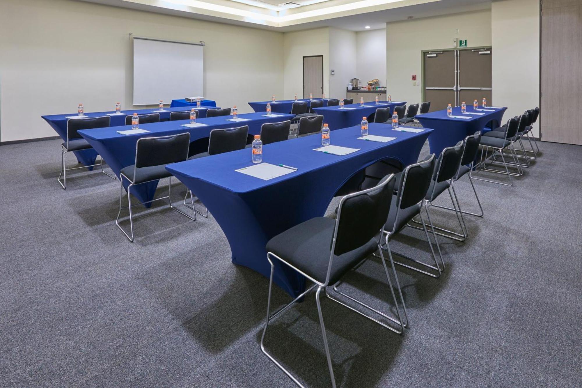 City Express Junior By Marriott Puebla Finsa Buitenkant foto